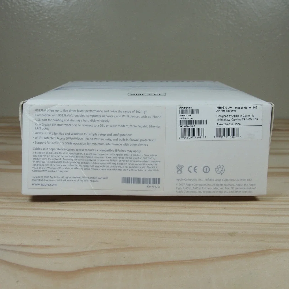 Apple AirPort Extreme Base Station A1143 2nd Gen MB053LL/A 802.11n WiFi‎ Router